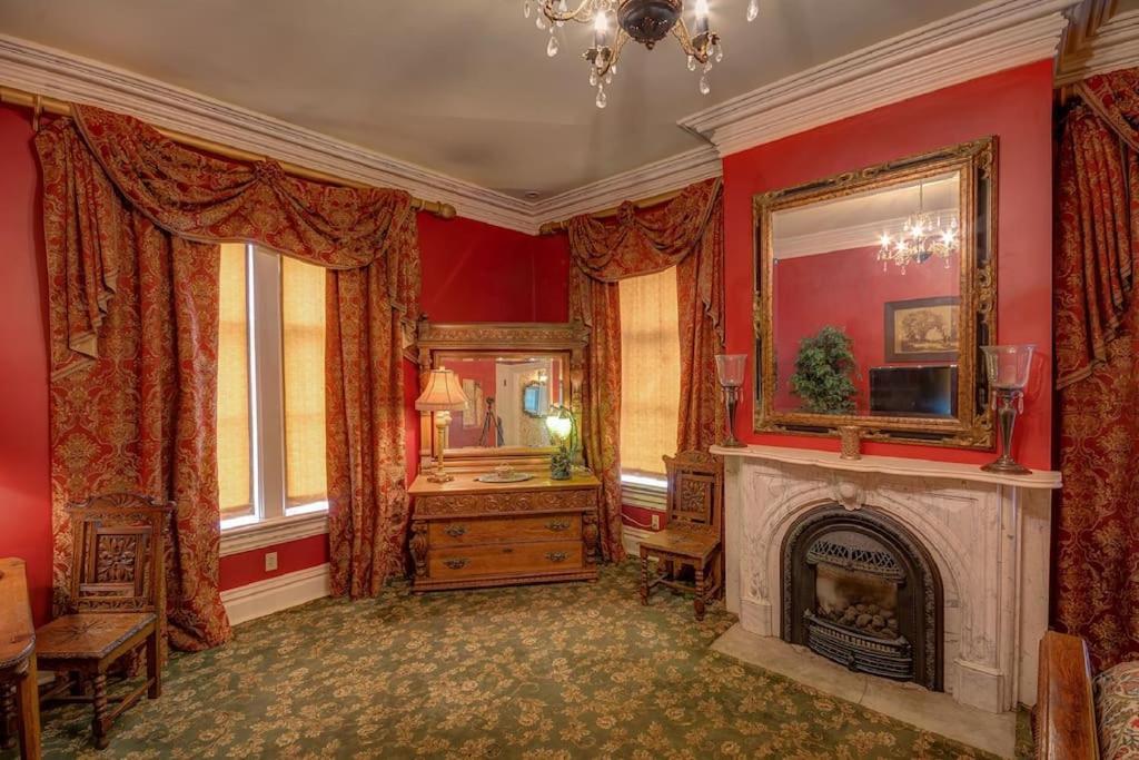 Merry Mansion East Dubuque Zewnętrze zdjęcie